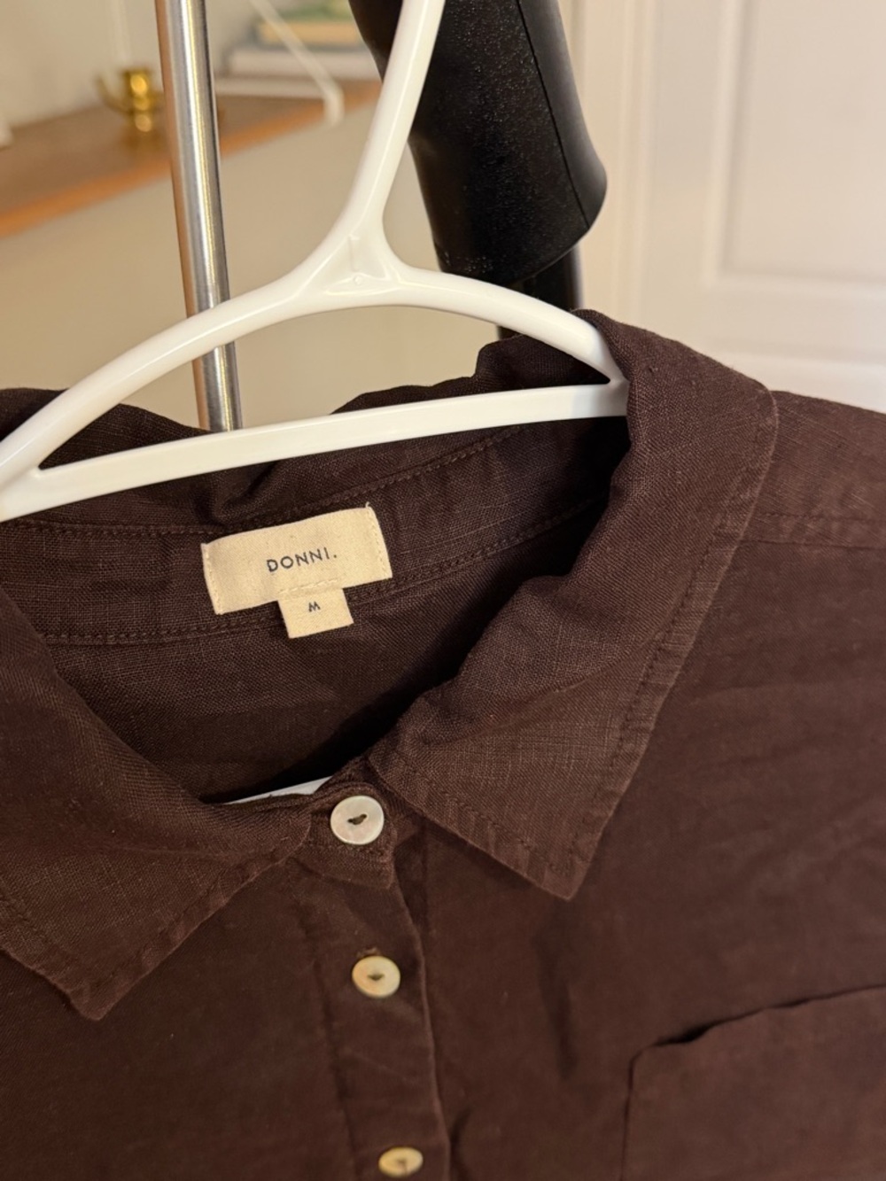 DONNI The Linen Relaxed Shirt in Espresso - Picture 9 of 9